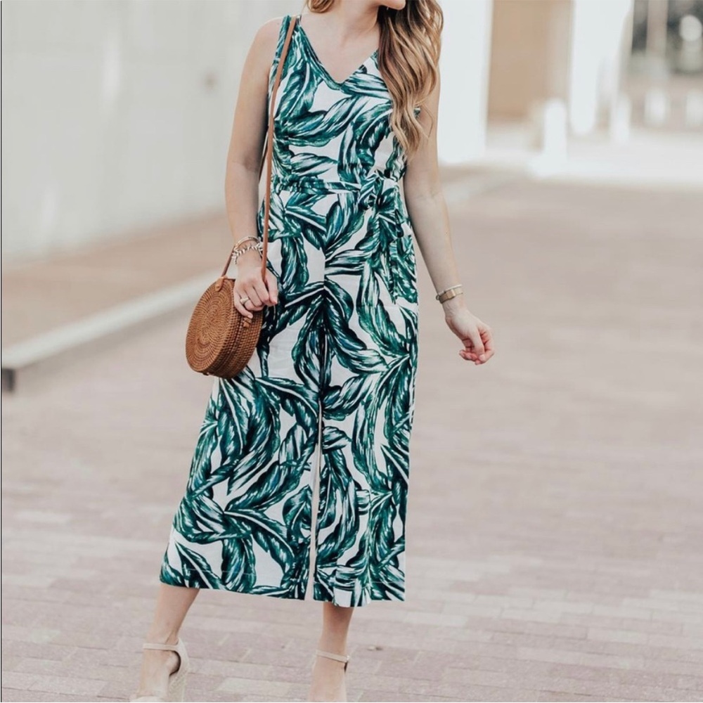 Who What Wear Palm Linen‎ Jumpsuit - Picture 2 of 12